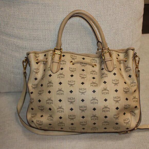 MCM Visetos Beige Shoulder Bag - Picture 3 of 8